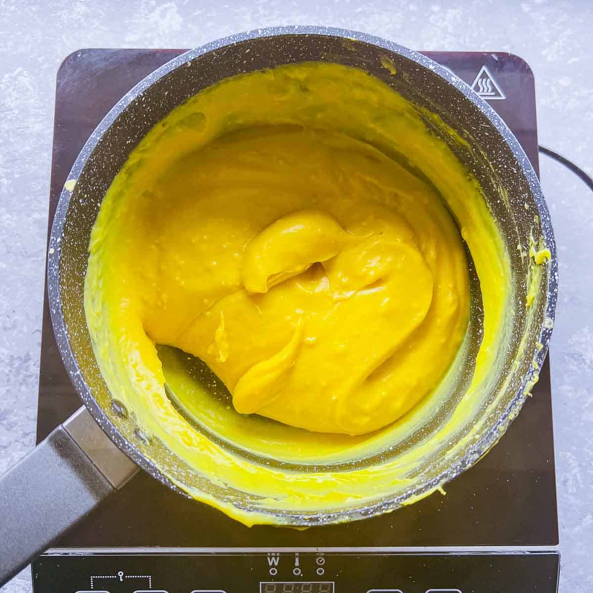 Chickpea mixture after 5 minutes of stirring and thickening.